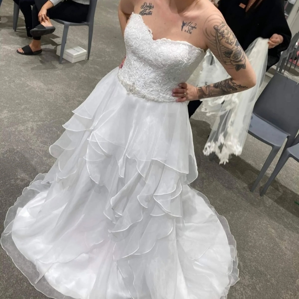 Wedding dress